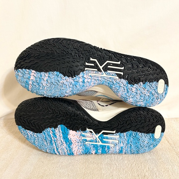 Nike Kyrie 7 Pale Ivory White/Blue/Pink size 11.5 MEN’S BASKETBALL SHOES - Picture 7 of 9